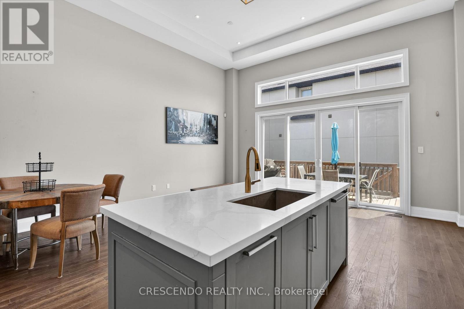 455 Rimilton Avenue, Toronto, Ontario  M8W 2G7 - Photo 14 - W13139024