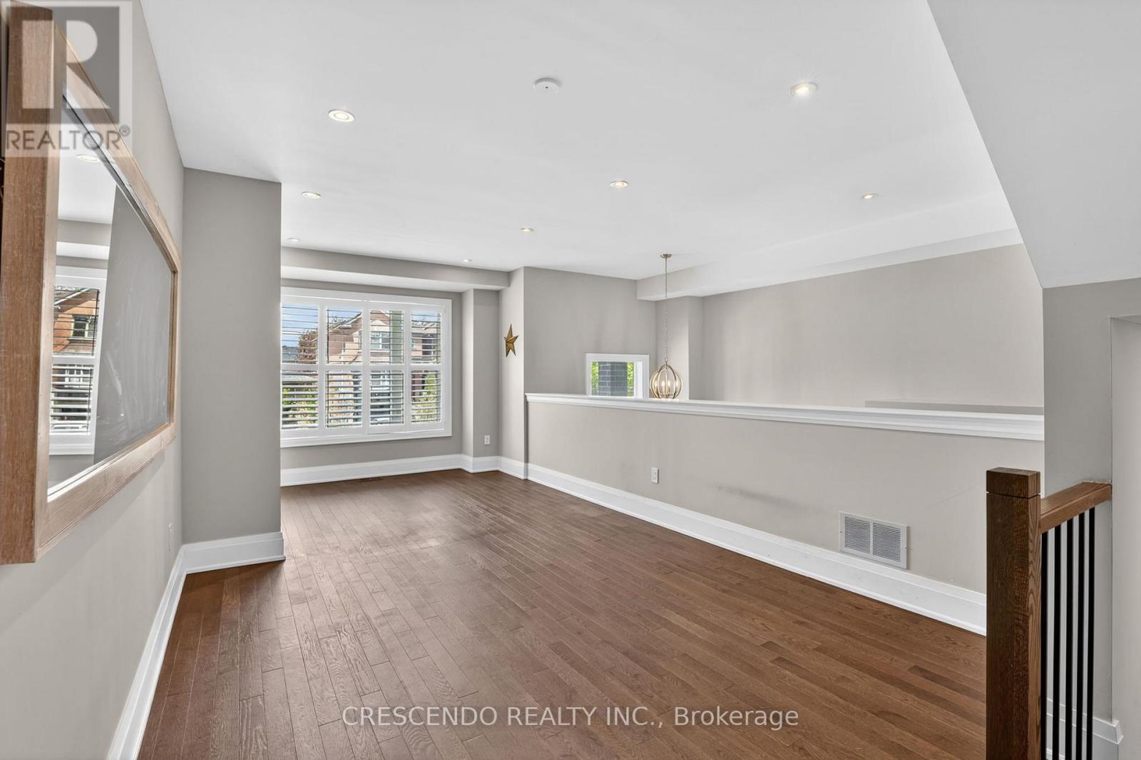 455 Rimilton Avenue, Toronto, Ontario  M8W 2G7 - Photo 16 - W13139024