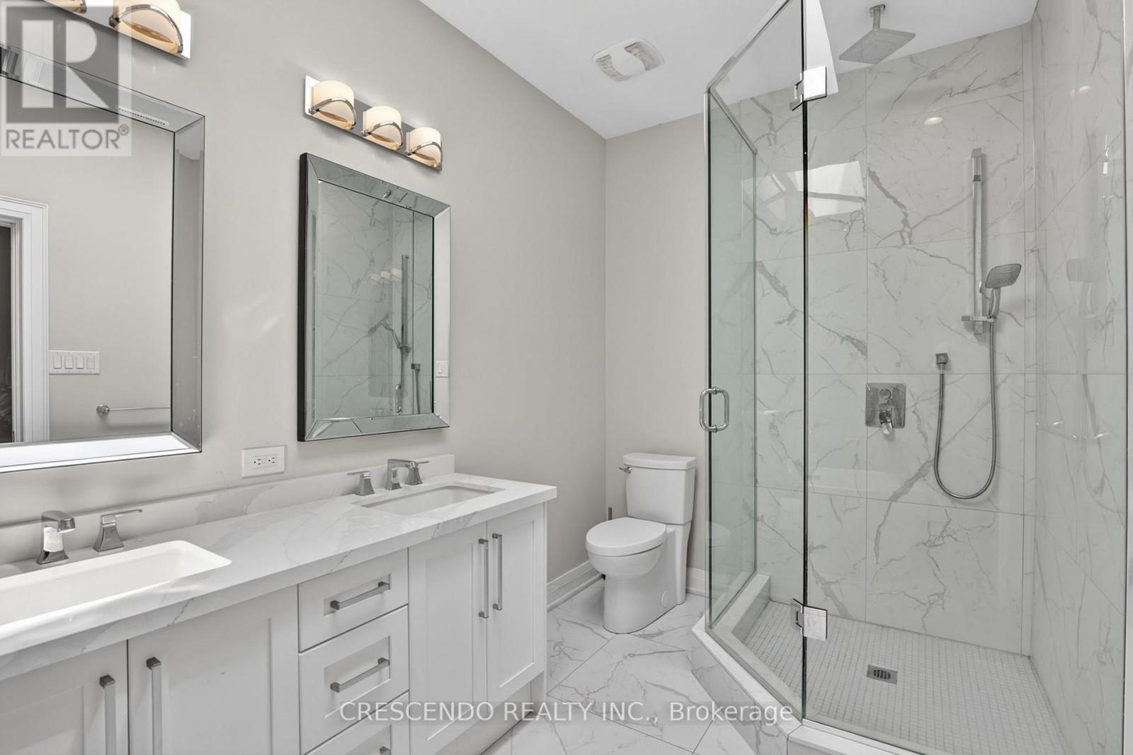 455 Rimilton Avenue, Toronto, Ontario  M8W 2G7 - Photo 24 - W13139024