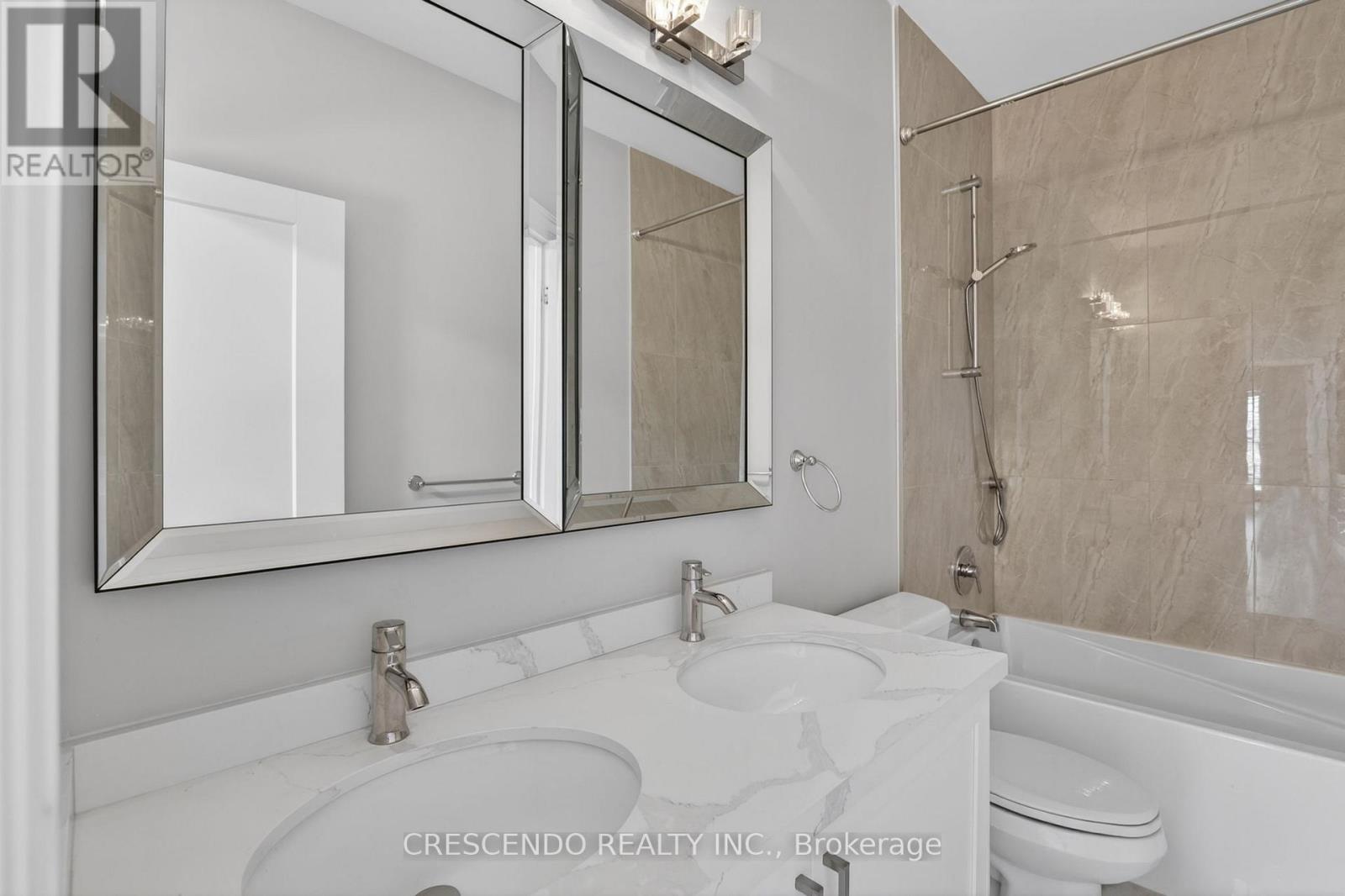 455 Rimilton Avenue, Toronto, Ontario  M8W 2G7 - Photo 31 - W13139024