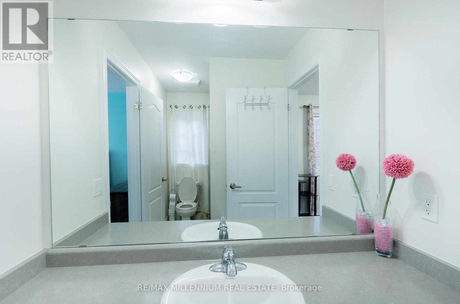 8 Zelda Road, Brampton, Ontario  L6R 0B3 - Photo 30 - W13105188