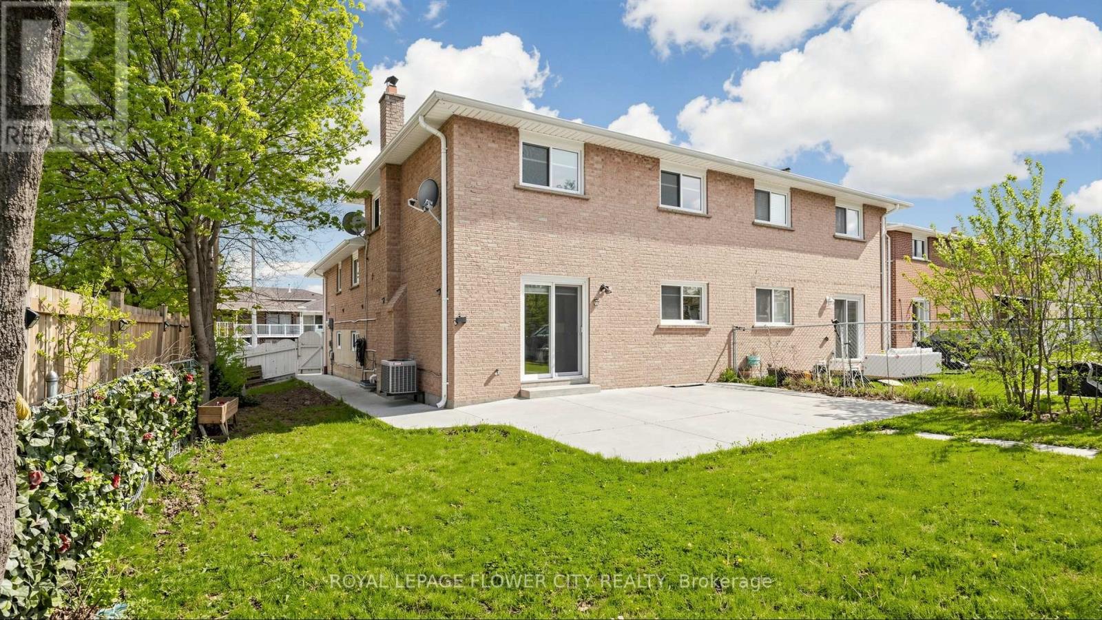307 Royal Salisbury Way, Brampton, Ontario  L6V 3G4 - Photo 47 - W13138932