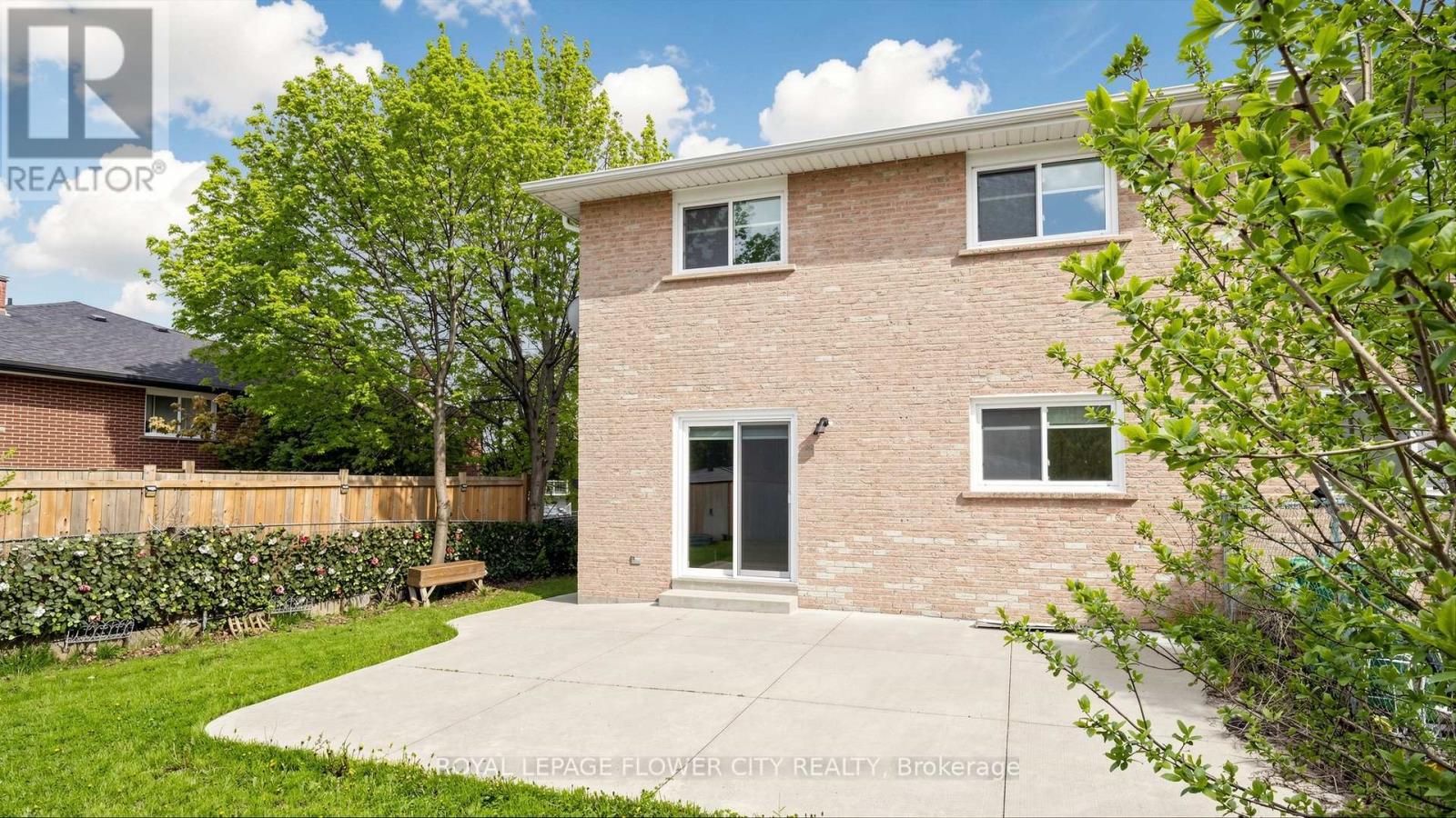 307 Royal Salisbury Way, Brampton, Ontario  L6V 3G4 - Photo 46 - W13138932