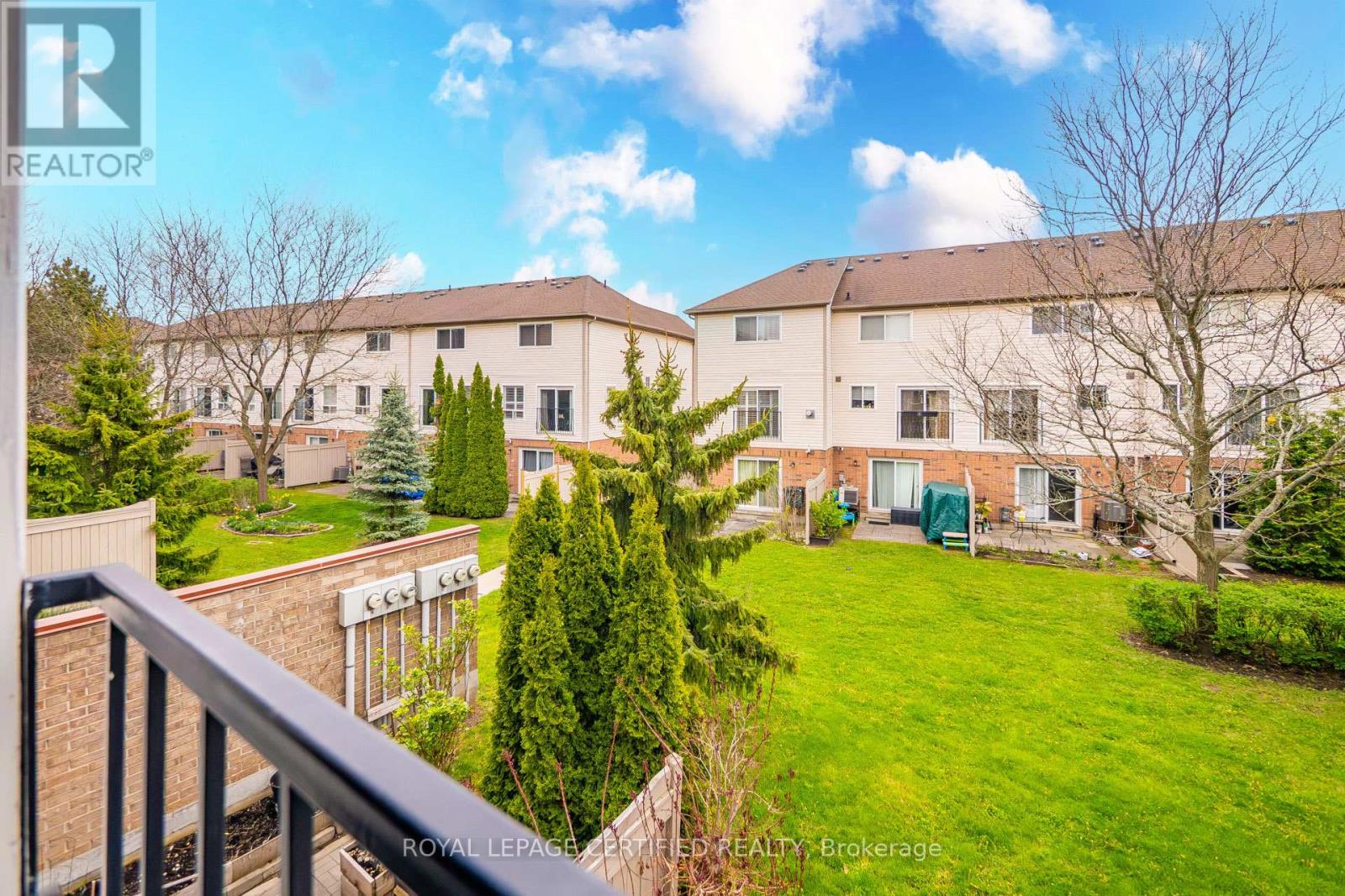 876 Scollard Court, Mississauga, Ontario  L5V 2R5 - Photo 25 - W12957508