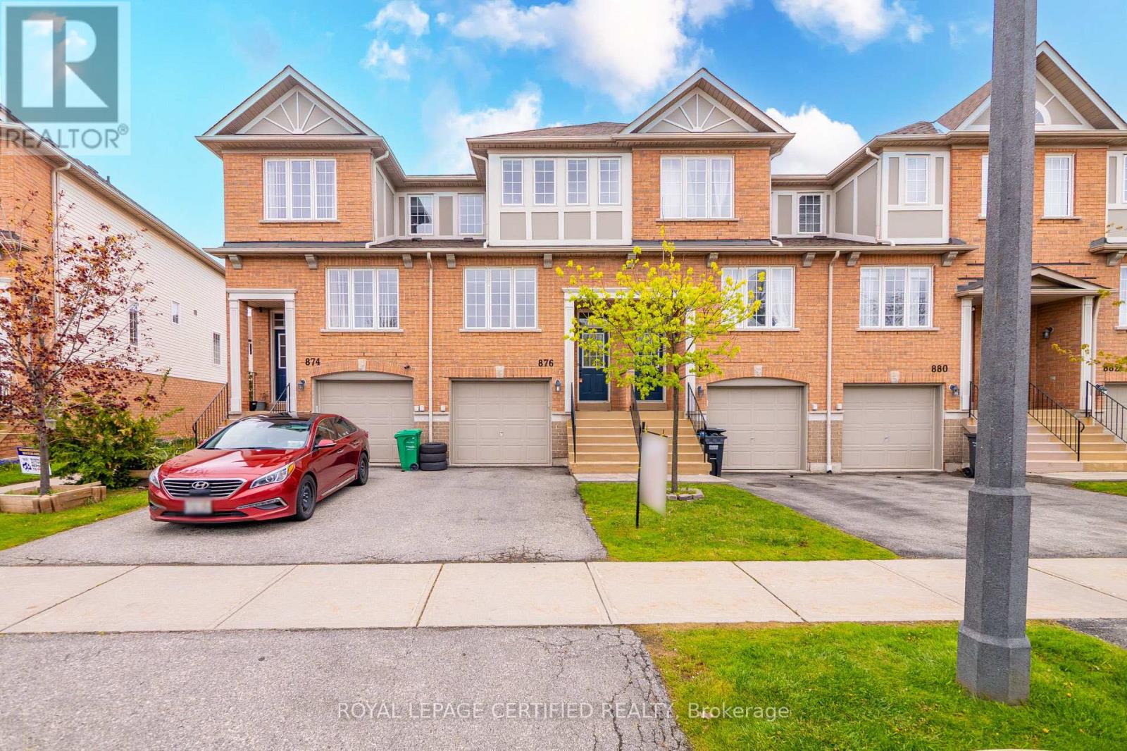 876 SCOLLARD COURT, Mississauga, Ontario