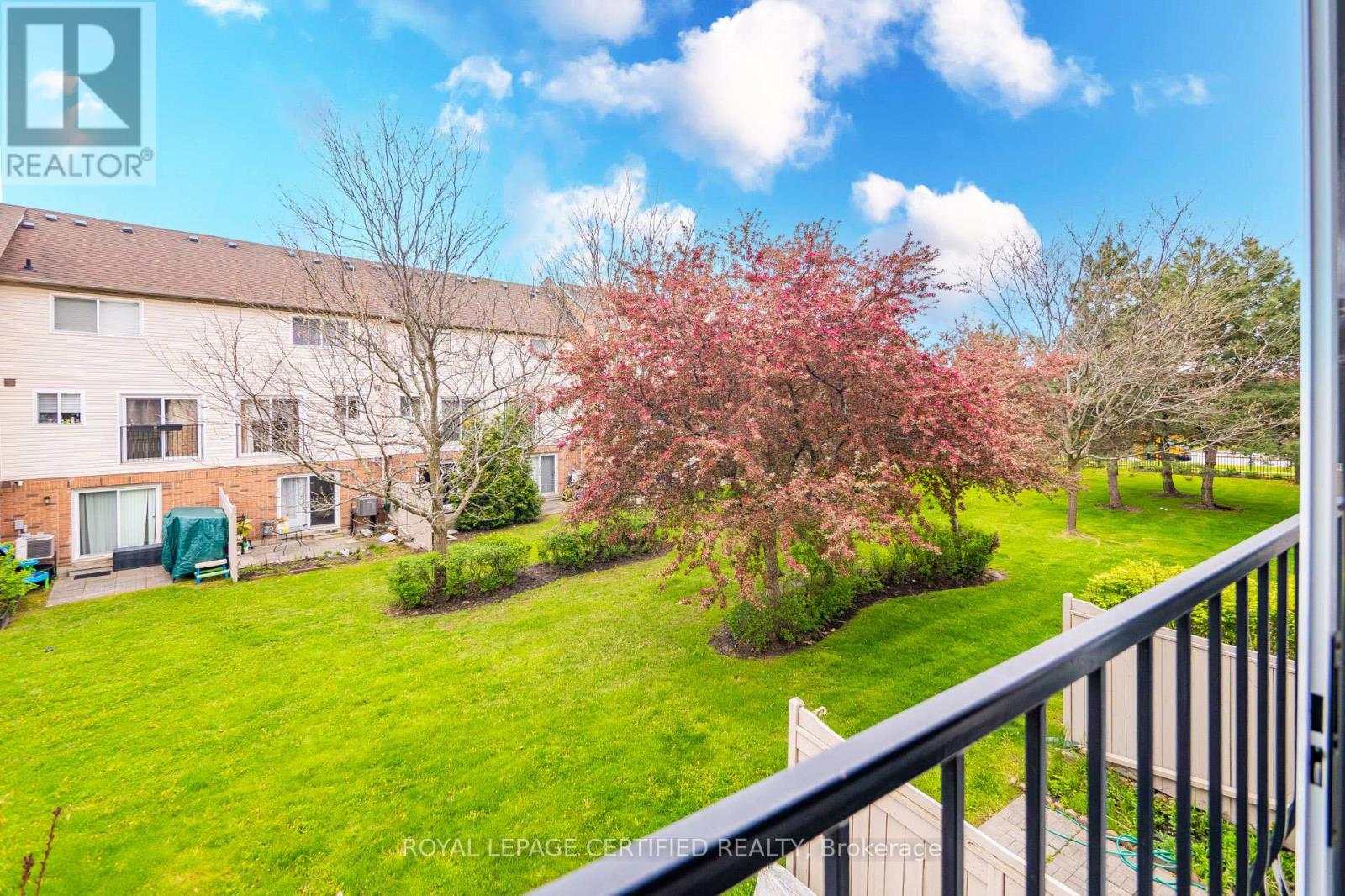 876 Scollard Court, Mississauga, Ontario  L5V 2R5 - Photo 23 - W12957508