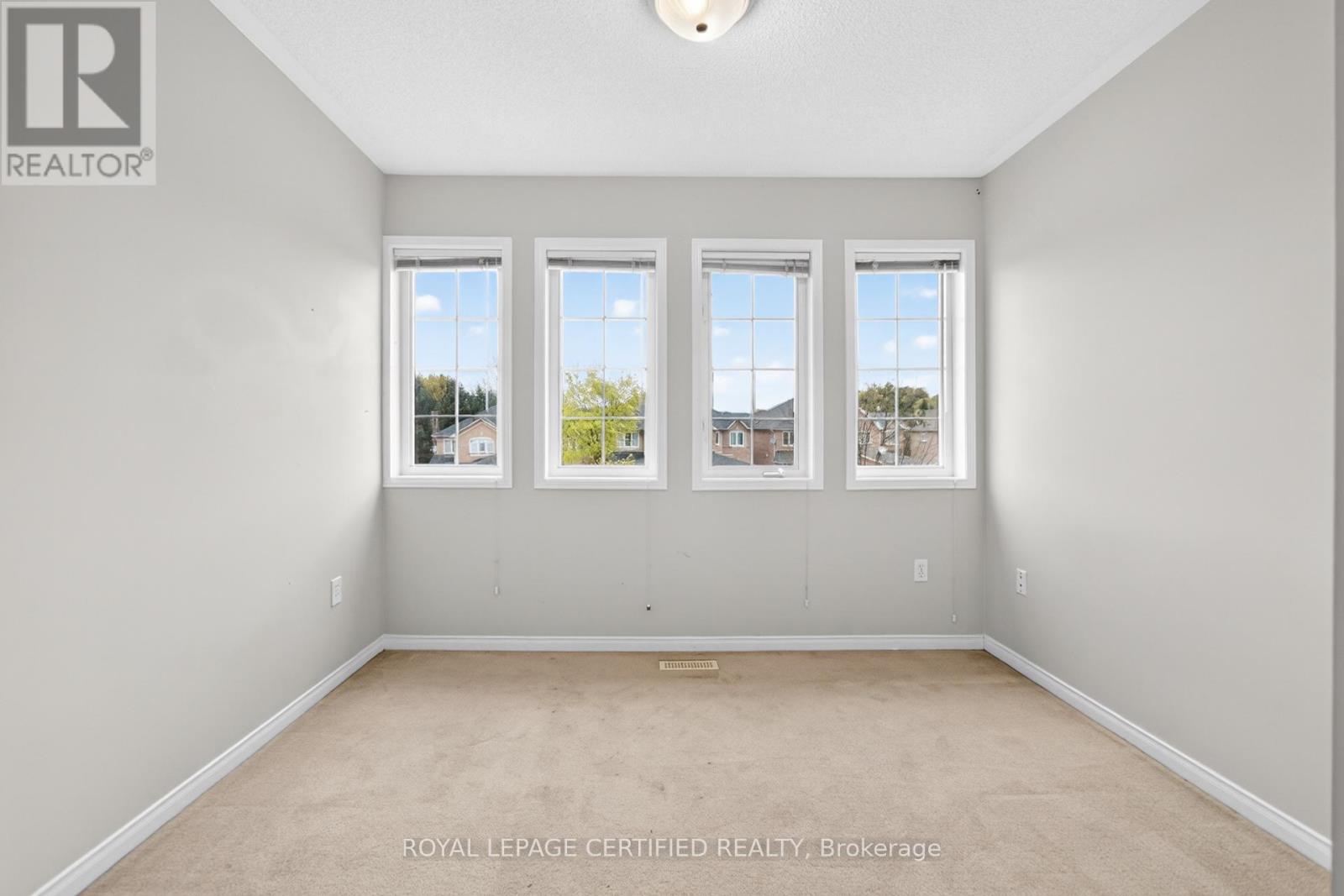 876 Scollard Court, Mississauga, Ontario  L5V 2R5 - Photo 32 - W12957508