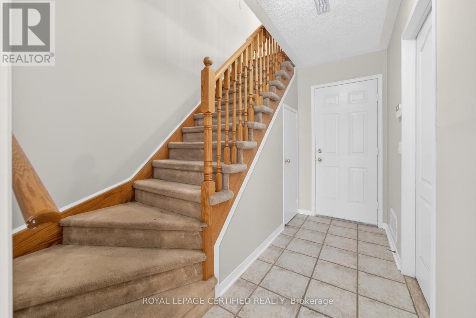 876 Scollard Court, Mississauga, Ontario  L5V 2R5 - Photo 41 - W12957508