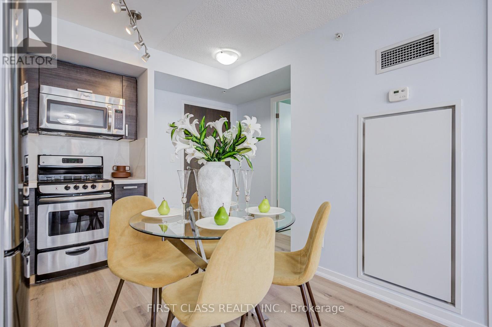 527 - 68 Abell Street, Toronto, Ontario  M6J 0B1 - Photo 2 - C13139058