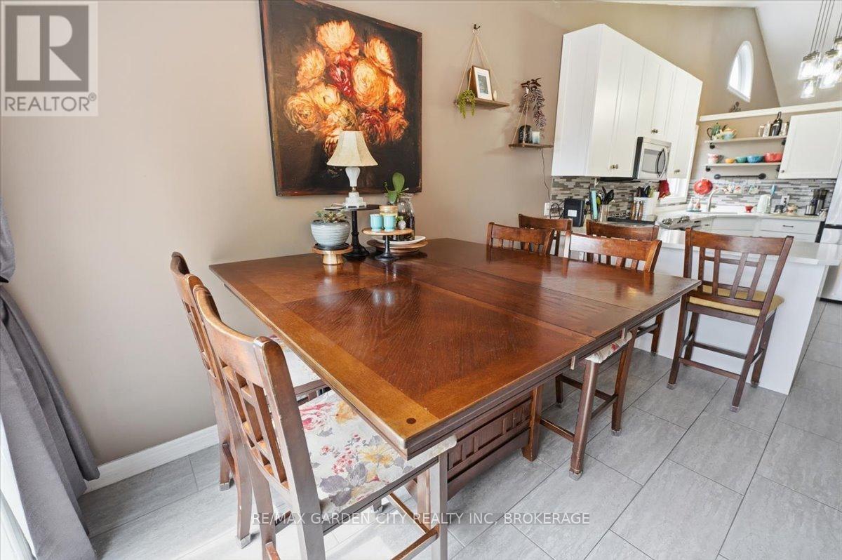 325 Winterberry Boulevard, Thorold, Ontario  L2V 5E6 - Photo 14 - X13139082