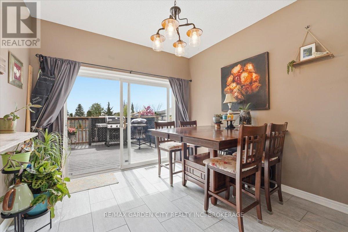 325 Winterberry Boulevard, Thorold, Ontario  L2V 5E6 - Photo 8 - X13139082