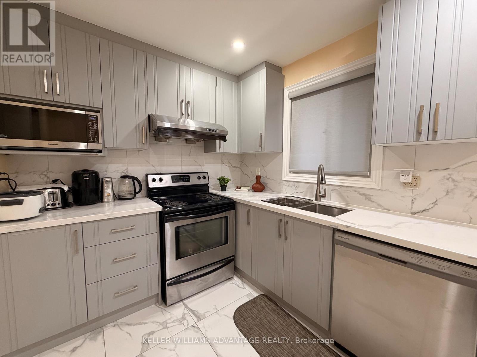 174 Homestead Road, Toronto, Ontario  M1E 3S2 - Photo 9 - E13138600