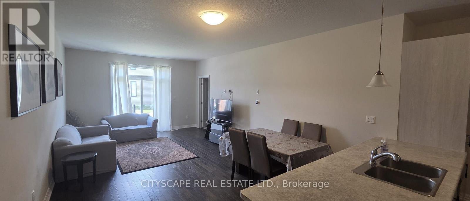 13 - 4311 Mann Street, Niagara Falls, Ontario  L2G 0E7 - Photo 3 - X13033324