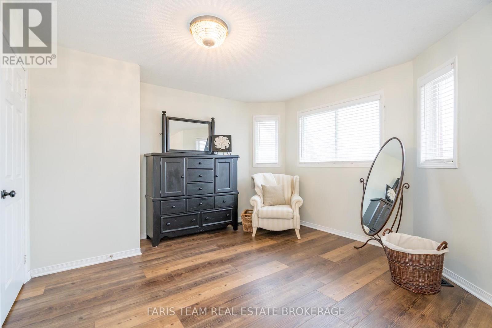 31 Etherington Crescent, Barrie (West Bayfield), Ontario  L4N 7T2 - Photo 22 - S13139044