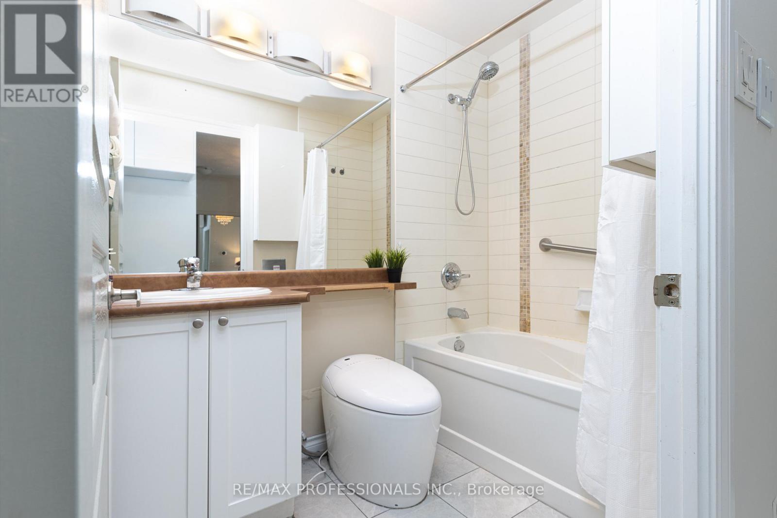 2701 - 3525 Kariya Drive, Mississauga, Ontario L5B 0C2 - Photo 8 - W13139050