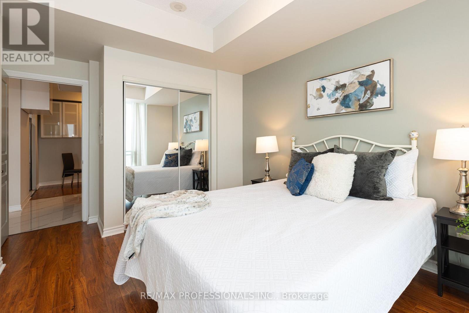 2701 - 3525 Kariya Drive, Mississauga, Ontario L5B 0C2 - Photo 9 - W13139050