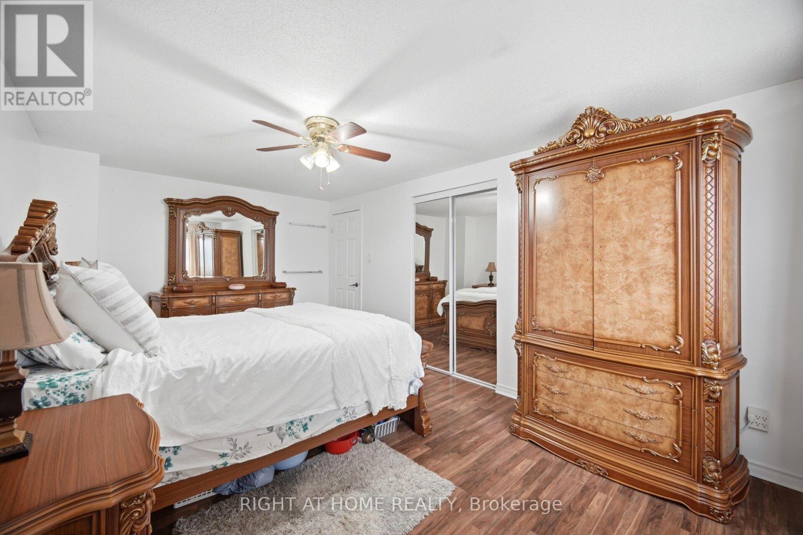 18 Mercedes Drive, Toronto, Ontario  M9V 4T5 - Photo 27 - W13139062
