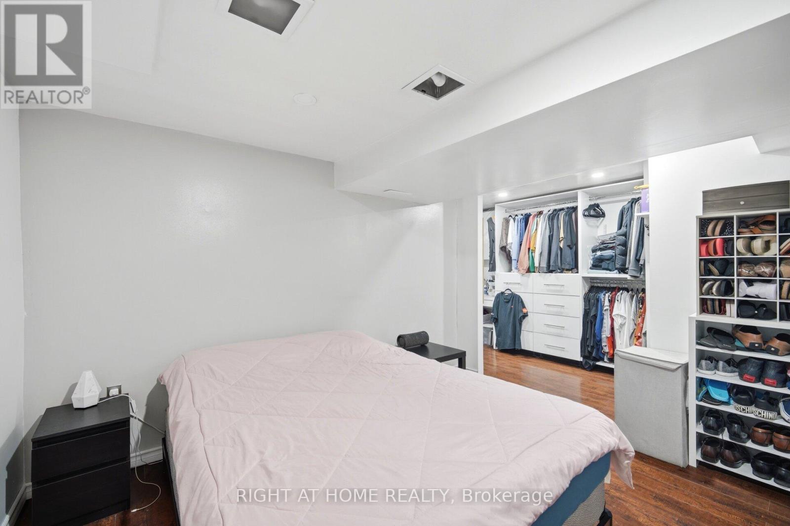 18 Mercedes Drive, Toronto, Ontario  M9V 4T5 - Photo 45 - W13139062