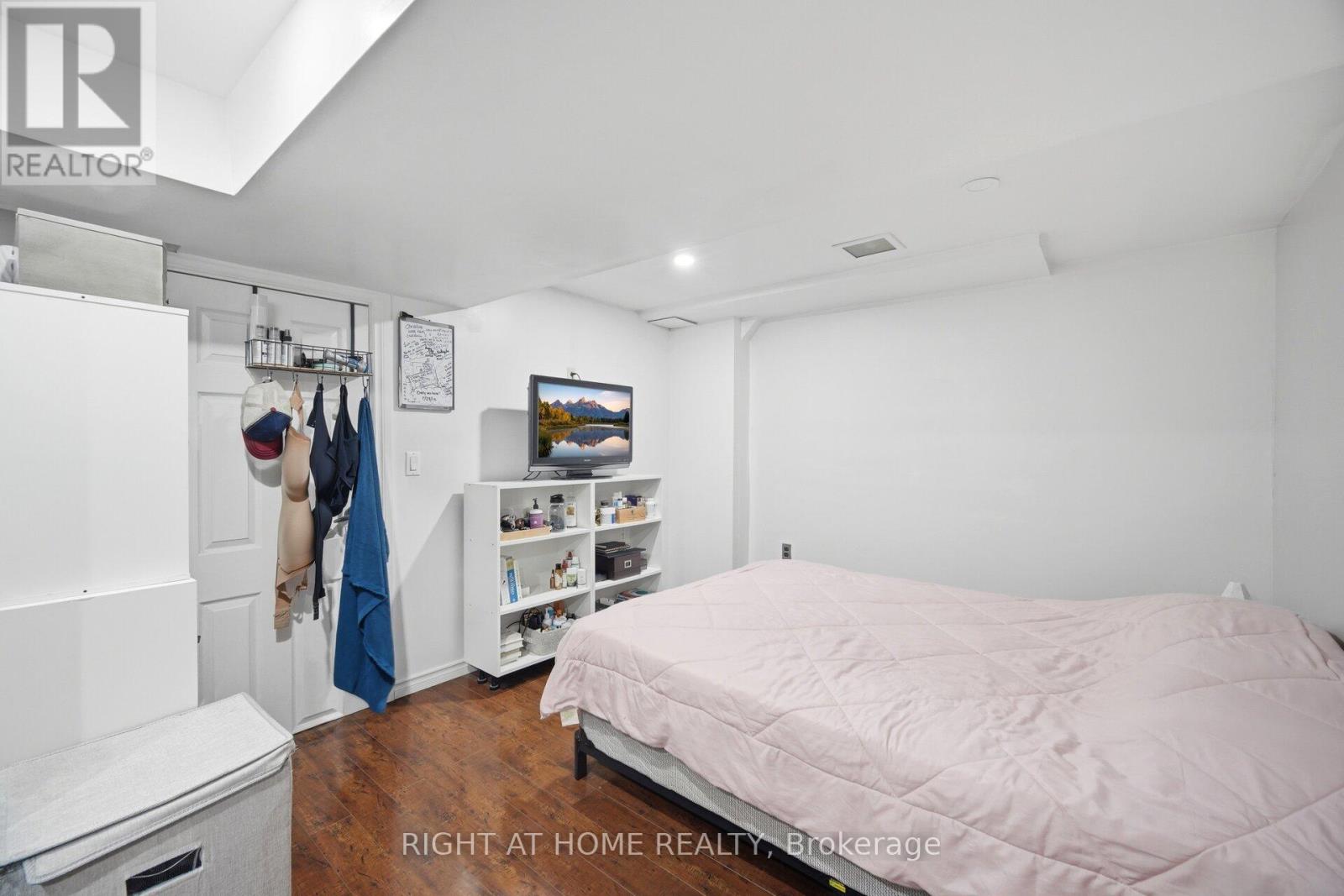 18 Mercedes Drive, Toronto, Ontario  M9V 4T5 - Photo 46 - W13139062