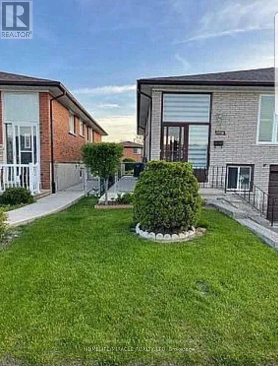 7274 SHALLFORD ROAD, Mississauga, Ontario