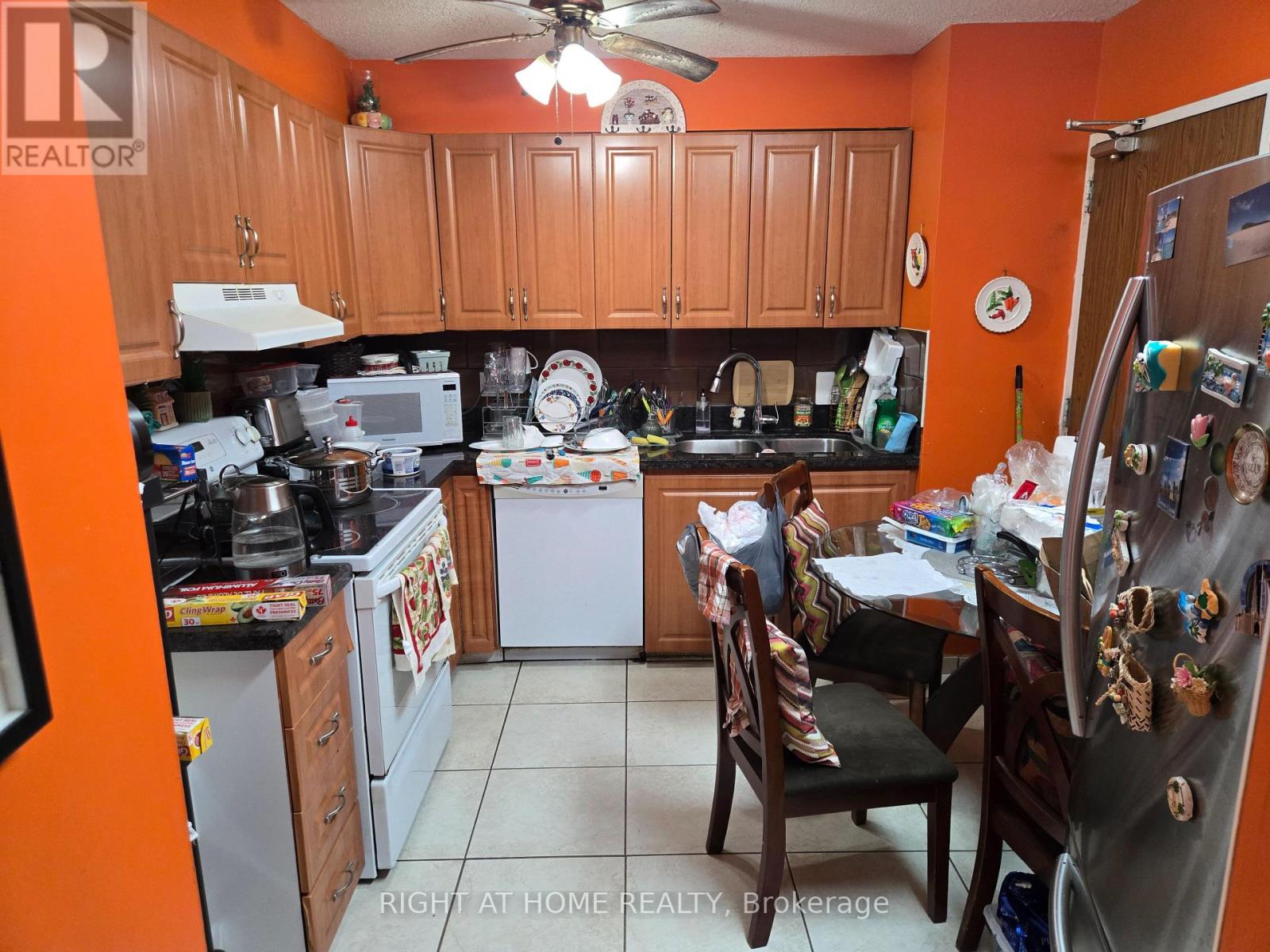 114 - 50 MISSISSAUGA VALLEY BOULEVARD, Mississauga, Ontario