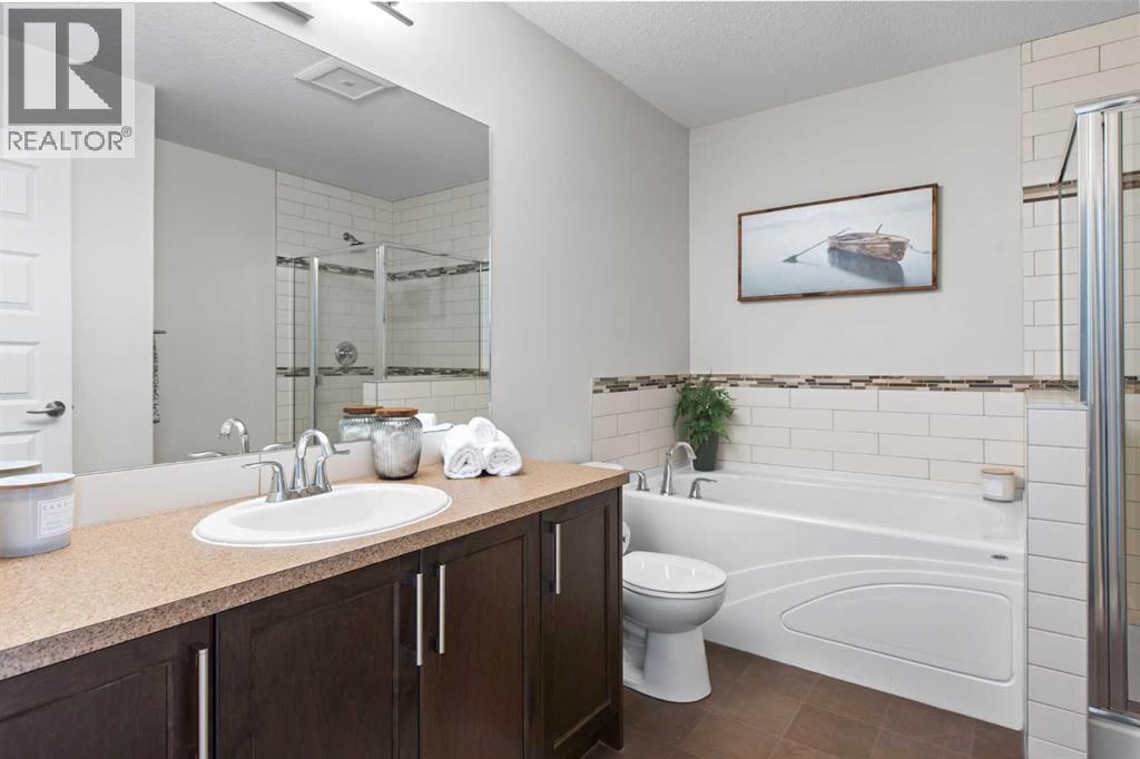 1827 Reunion Boulevard NW, Airdrie, Alberta  T4B 0J3 - Photo 15 - A2311127