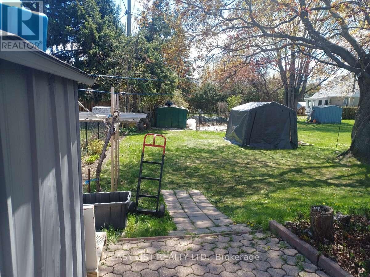 2218 Iris Street, Ottawa, Ontario  K2C 1B8 - Photo 3 - X13139048