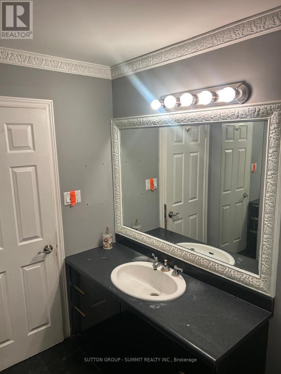 19 - 4000 Steeles Avenue W, Vaughan, Ontario  L4L 4V9 - Photo 8 - N12871050
