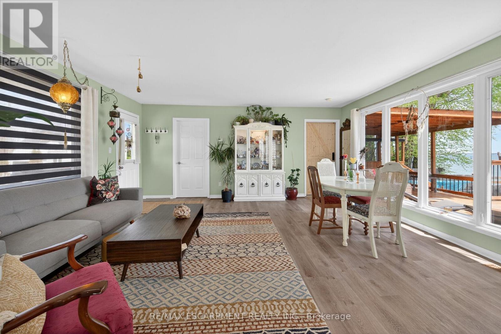 16 Wilcox Drive, Haldimand, Ontario  N0A 1L0 - Photo 5 - X12932124