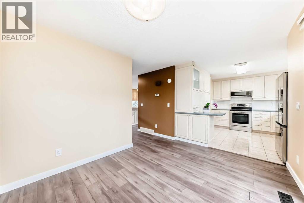 44 Edgemont Estates Road NW, Calgary, Alberta  T3A 2M5 - Photo 12 - A2300351