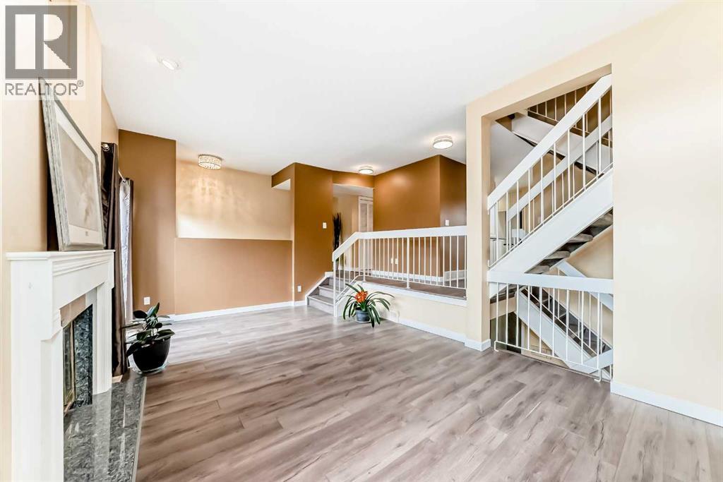 44 Edgemont Estates Road NW, Calgary, Alberta  T3A 2M5 - Photo 9 - A2300351