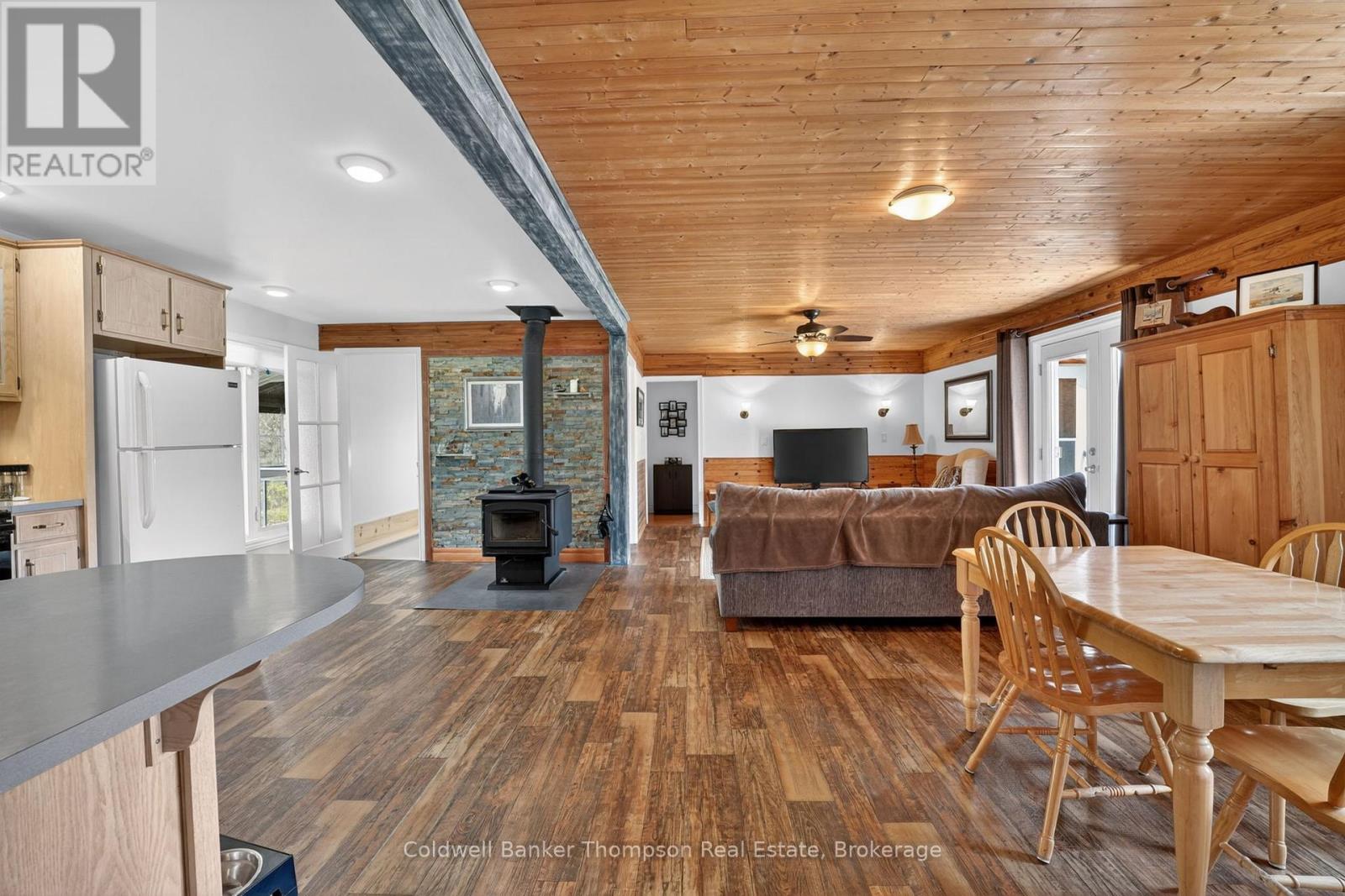 469 Lynx Lake Road, Huntsville, Ontario  P1H 2J3 - Photo 11 - X13139106