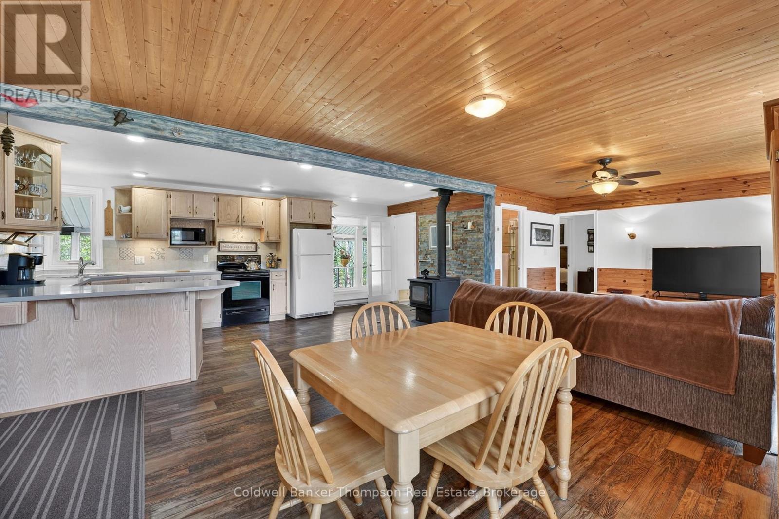 469 Lynx Lake Road, Huntsville, Ontario  P1H 2J3 - Photo 14 - X13139106