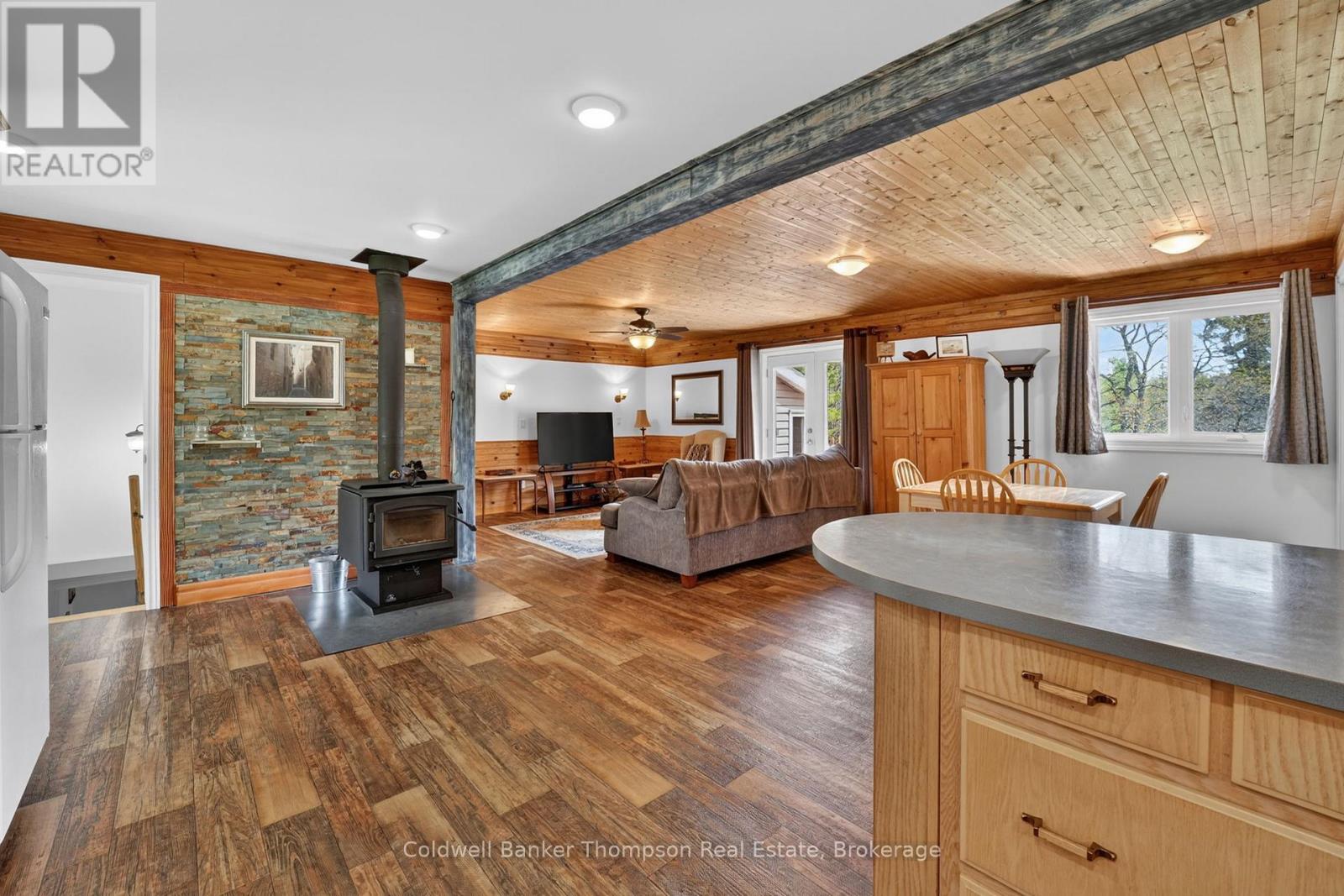 469 Lynx Lake Road, Huntsville, Ontario  P1H 2J3 - Photo 17 - X13139106