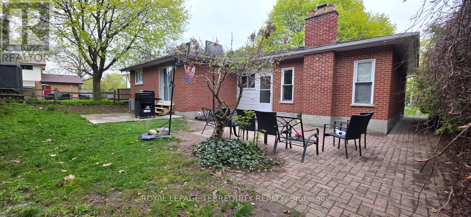 134 Switzer Drive, Oshawa, Ontario  L1G 3J7 - Photo 13 - E13139104