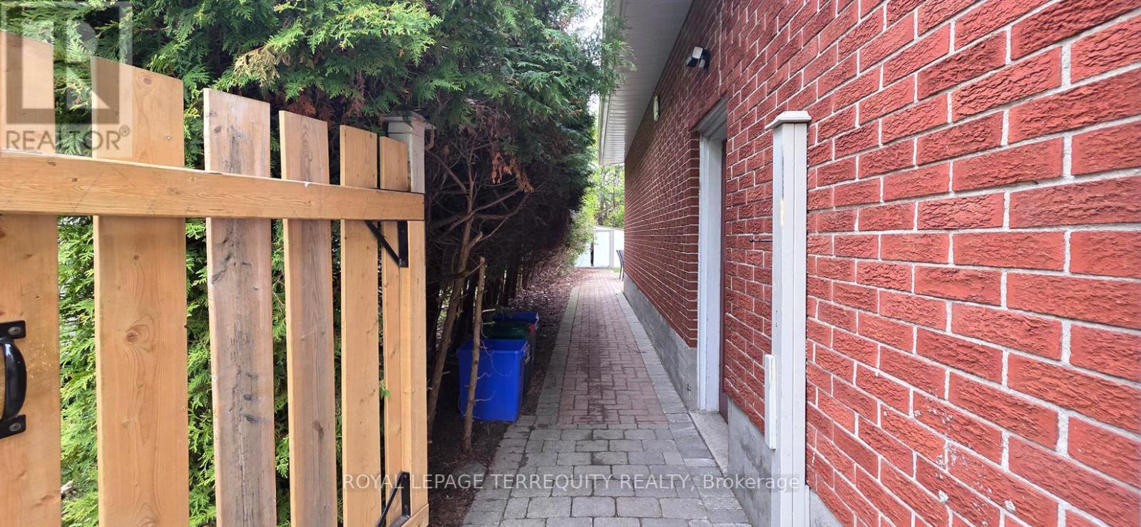 134 Switzer Drive, Oshawa, Ontario  L1G 3J7 - Photo 15 - E13139104