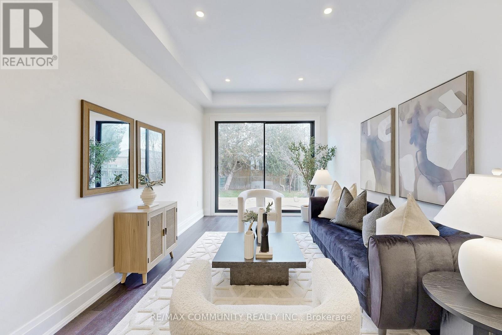 122 MARBLE ARCH CRESCENT, Toronto, Ontario