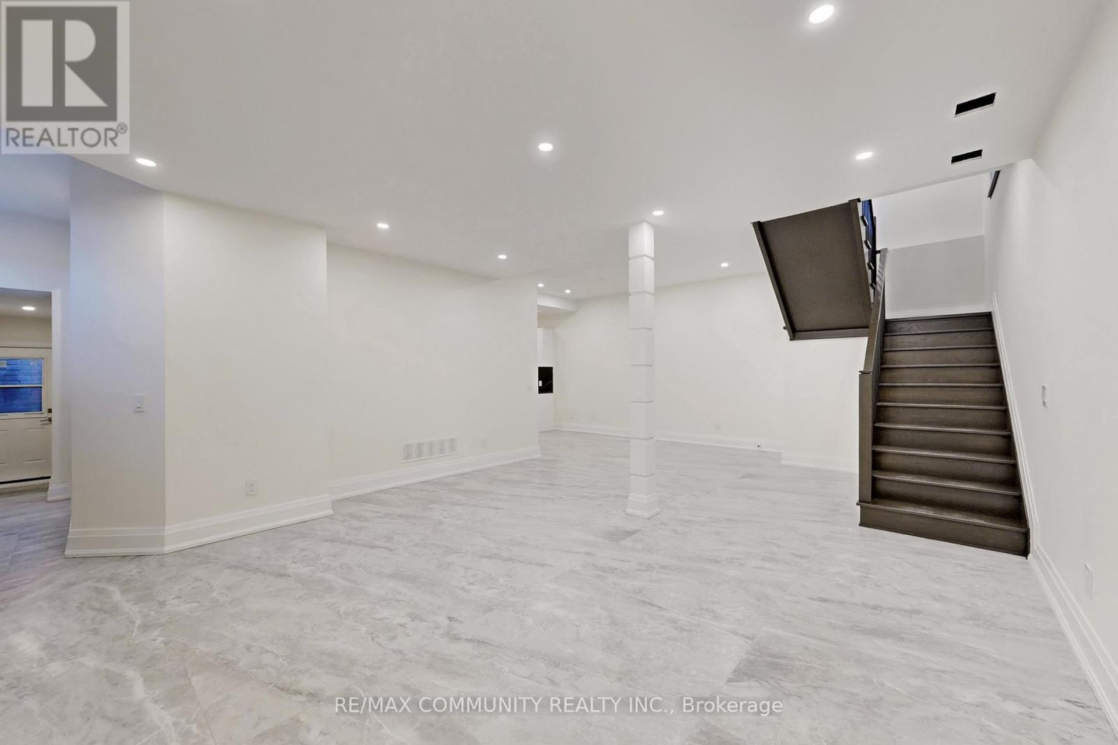 122 Marble Arch Crescent, Toronto, Ontario  M1R 1W9 - Photo 36 - E12656122