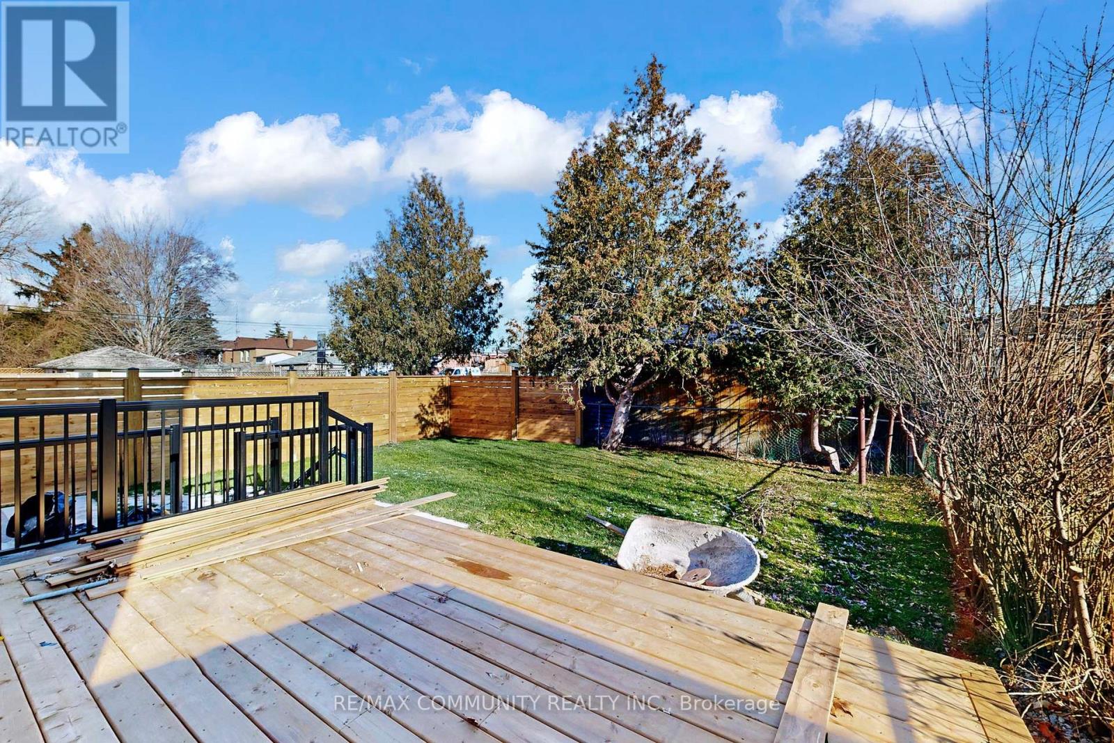 122 Marble Arch Crescent, Toronto, Ontario  M1R 1W9 - Photo 45 - E12656122