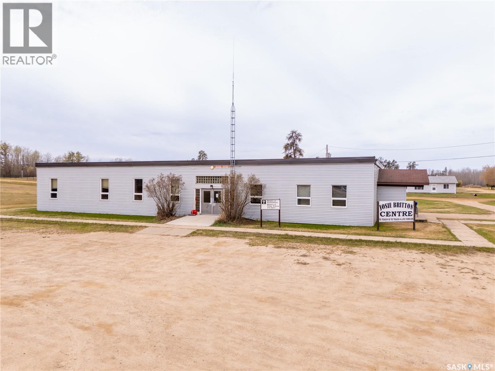 198 1st AVENUE S, Pierceland, Saskatchewan