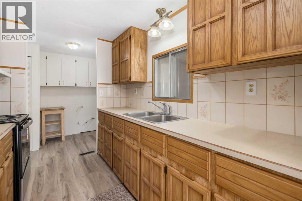 416 2 Avenue, Drumheller, Alberta  T0J 1B0 - Photo 13 - A2311125