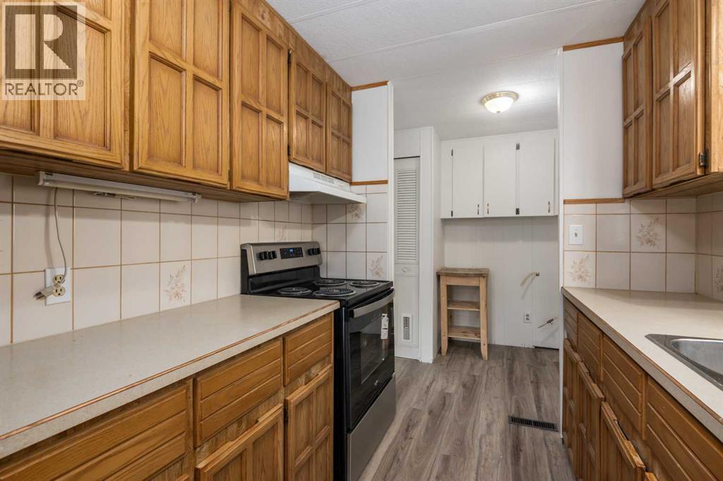 416 2 Avenue, Drumheller, Alberta  T0J 1B0 - Photo 14 - A2311125