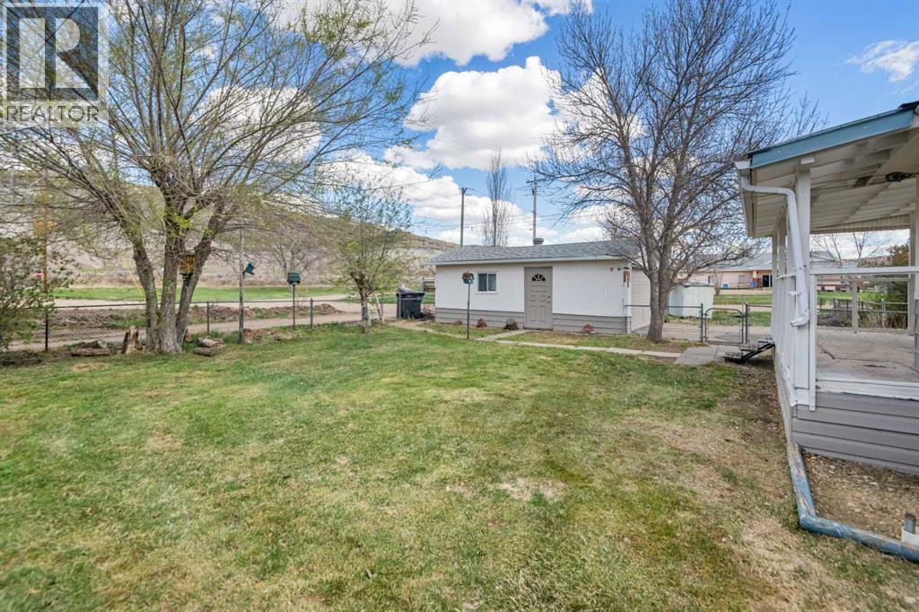416 2 Avenue, Drumheller, Alberta  T0J 1B0 - Photo 31 - A2311125