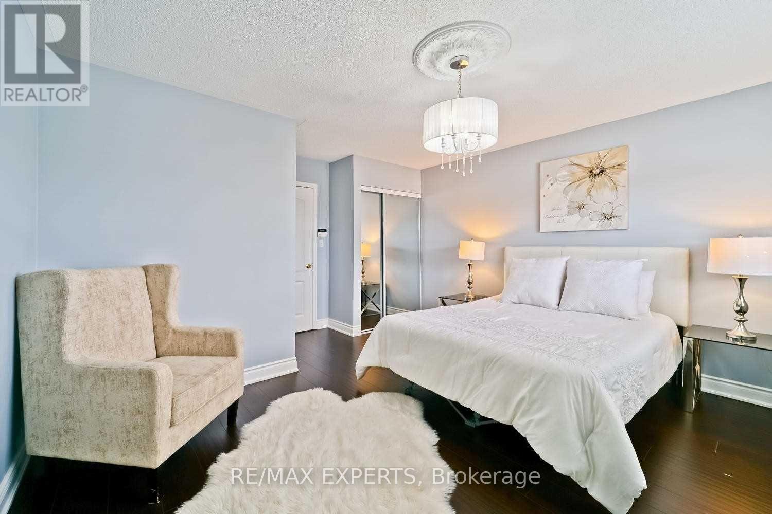 357 Brisdale Drive, Brampton, Ontario L7A 3M6 - Photo 14 - W13139100