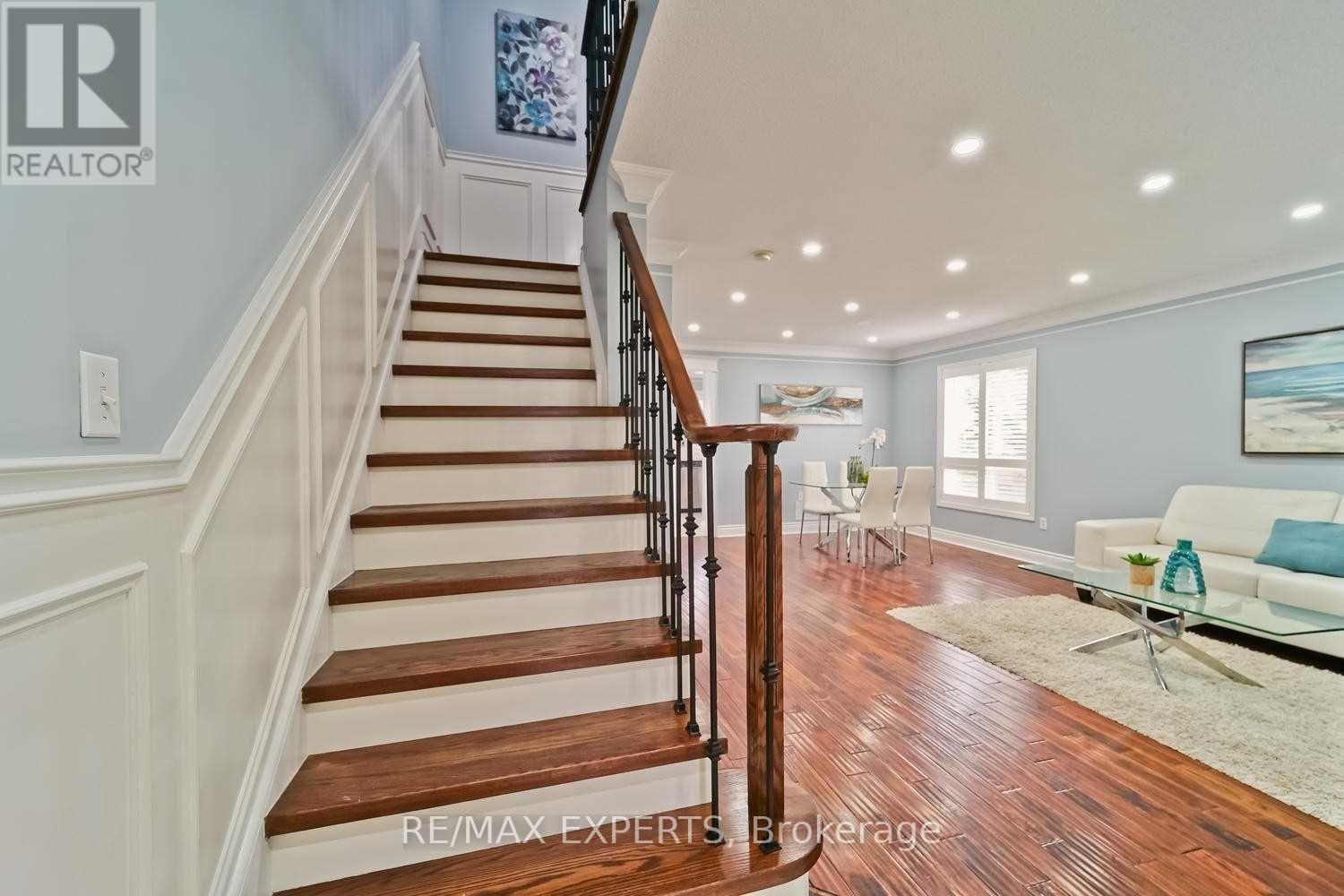357 Brisdale Drive, Brampton, Ontario L7A 3M6 - Photo 3 - W13139100