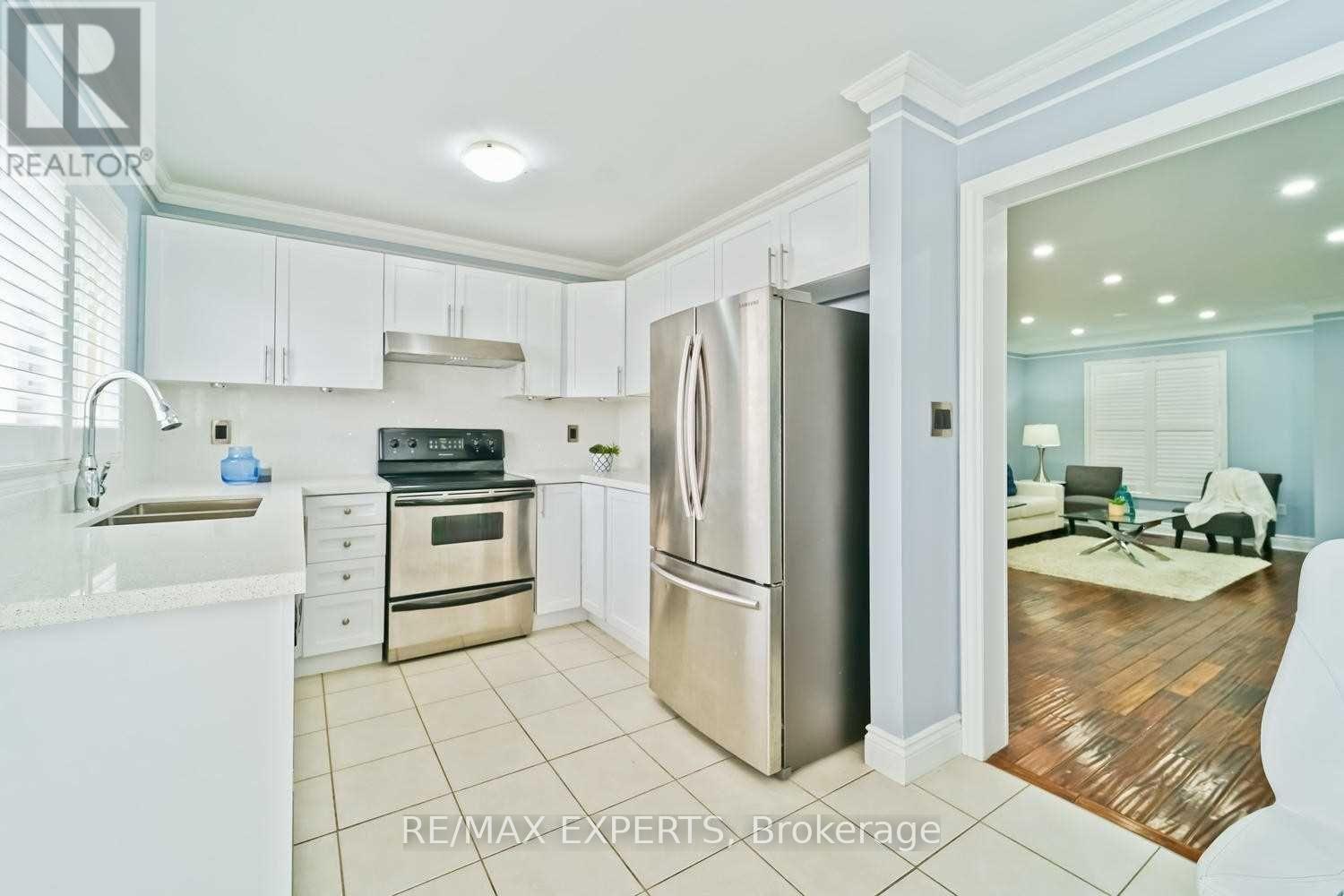 357 Brisdale Drive, Brampton, Ontario L7A 3M6 - Photo 7 - W13139100