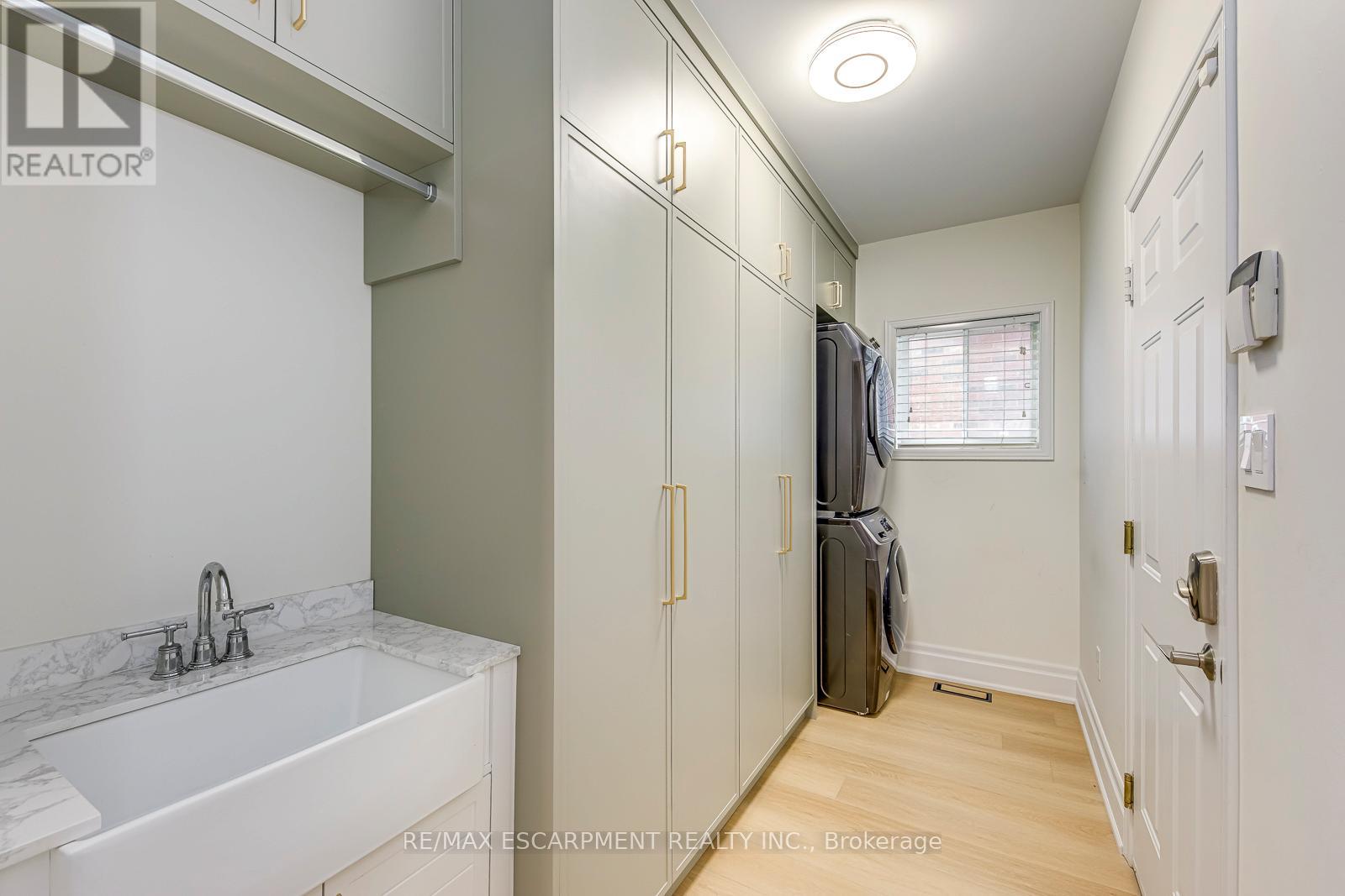 4267 Sarazen Drive, Burlington, Ontario  L7M 4Z2 - Photo 25 - W13139102