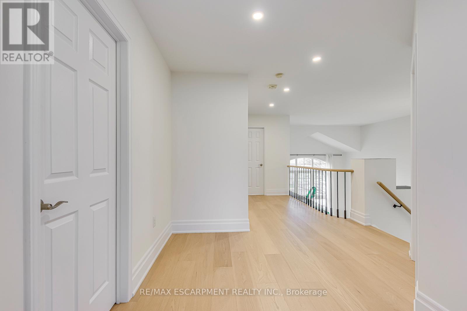 4267 Sarazen Drive, Burlington, Ontario  L7M 4Z2 - Photo 28 - W13139102