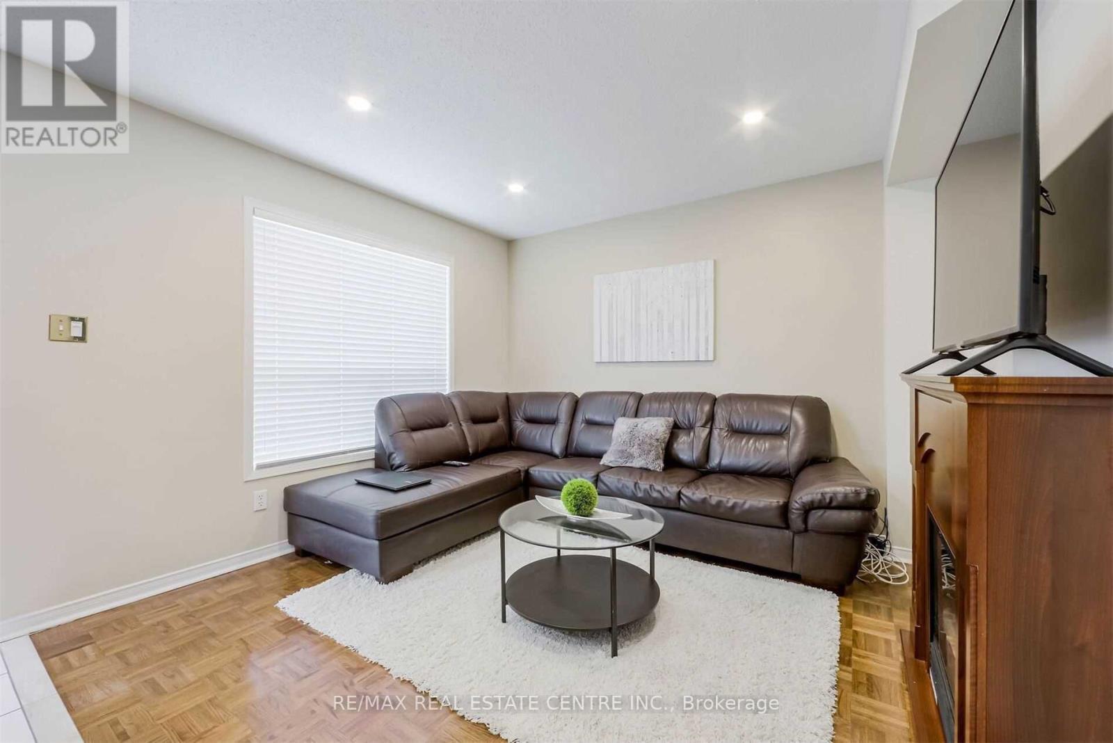 3071 Lavenham Place, Mississauga, Ontario L5M 6K3 - Photo 11 - W13139108