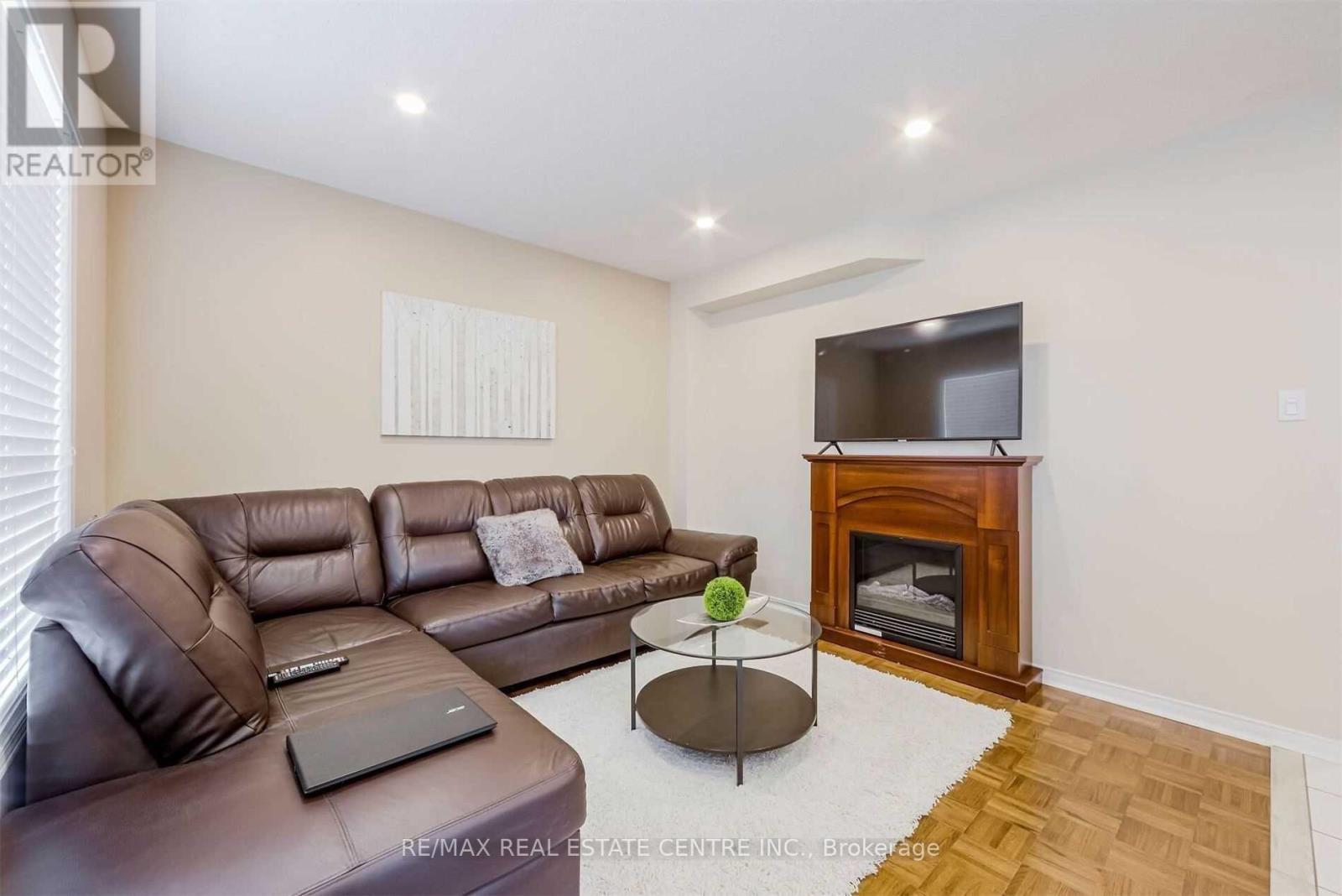 3071 Lavenham Place, Mississauga, Ontario L5M 6K3 - Photo 12 - W13139108
